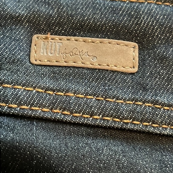 Kut From The Kloth Cameron Straight Leg Mid Rise NWT Size 0 - Picture 13 of 16